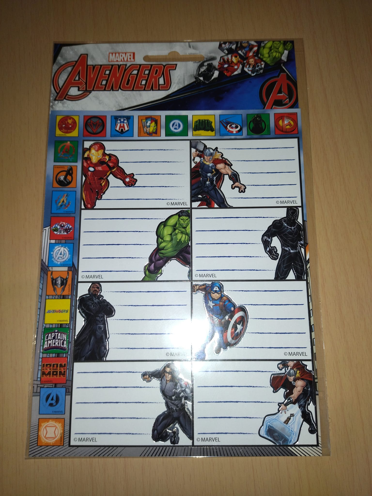 dětské štítky na sešity Avengers